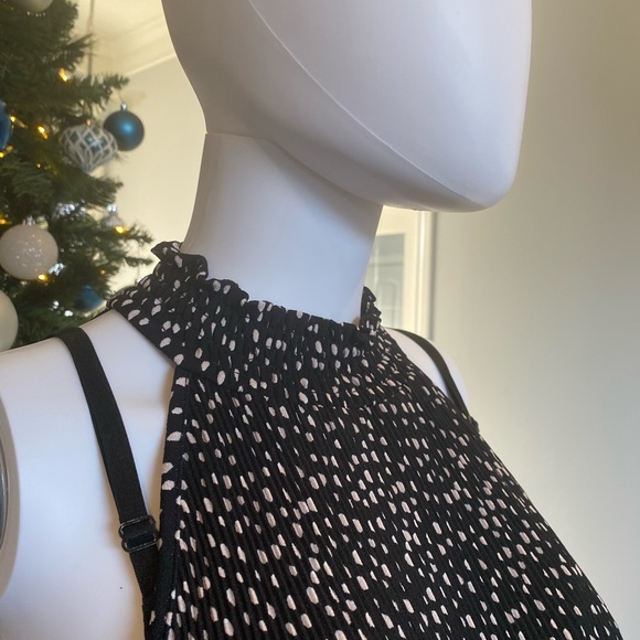 Adrianna Papell Black and White Halter Top - Picture 5 of 13